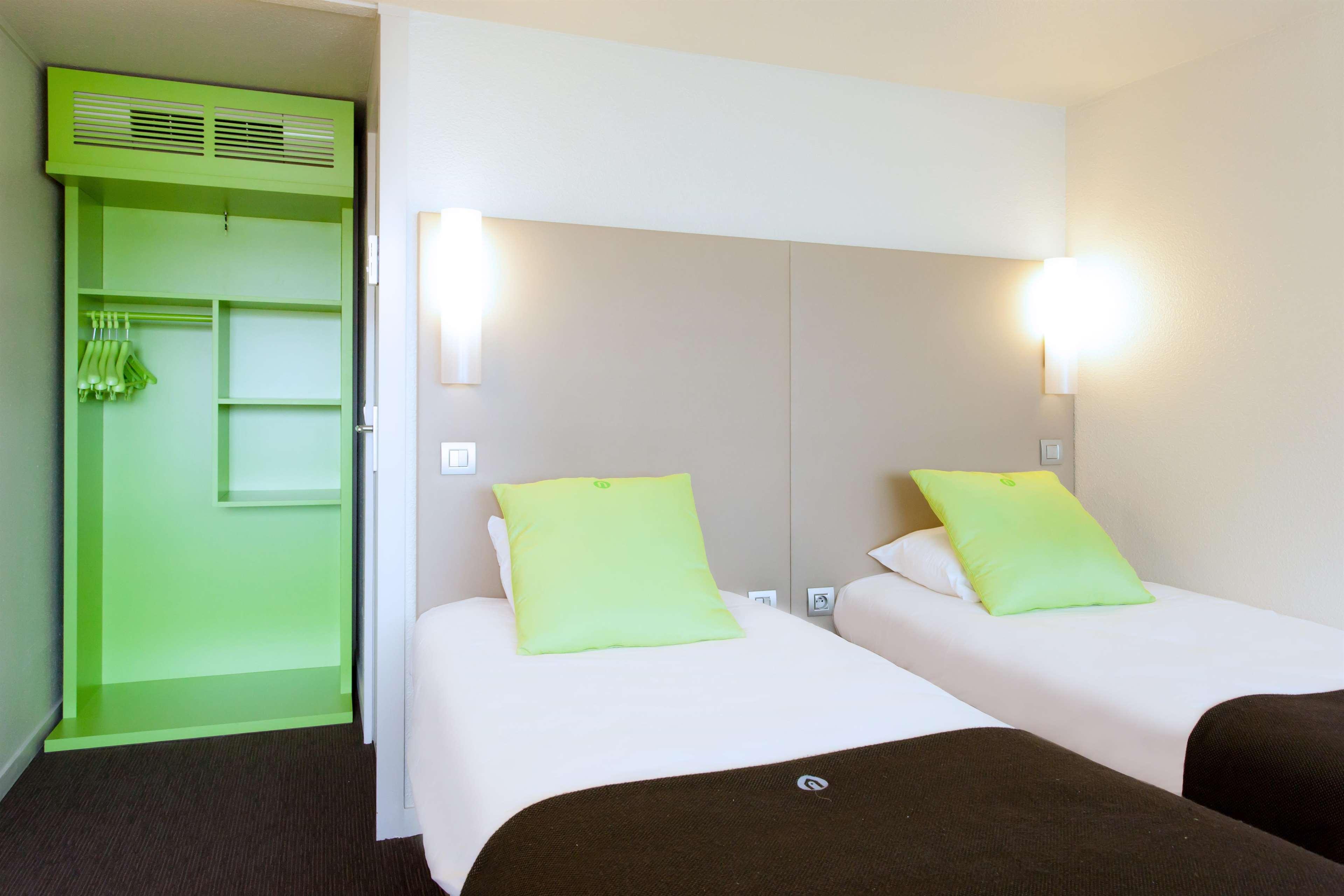 Hotel Campanile Angers Ouest - Beaucouzé Exterior foto