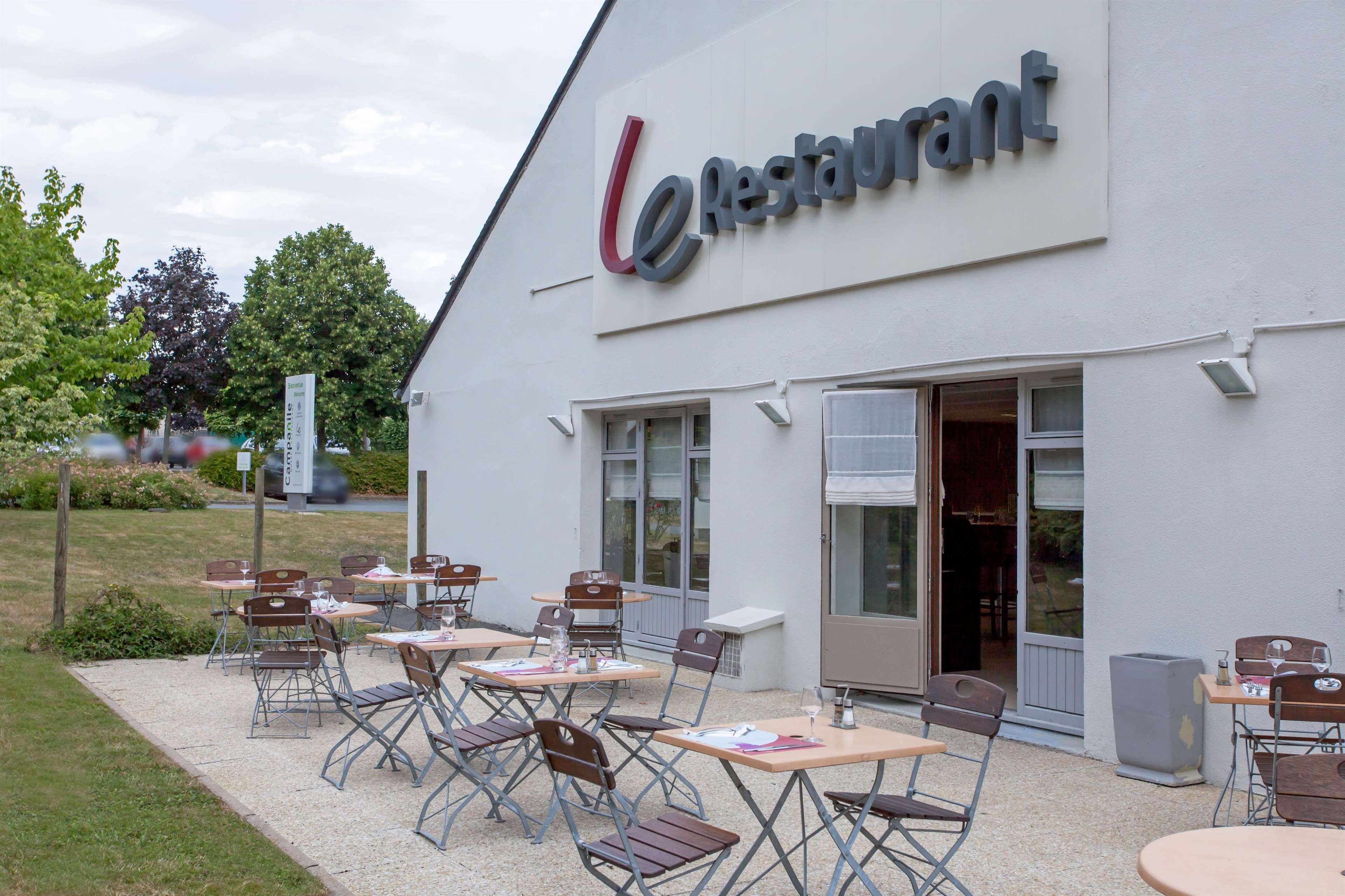 Hotel Campanile Angers Ouest - Beaucouzé Exterior foto